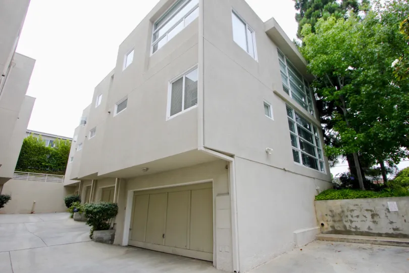 Stylish and galant 650 pacific building in Santa Monica, California