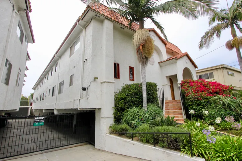 A sunny day at the front part of the 701 Grant's community in Santa Monica, CA
