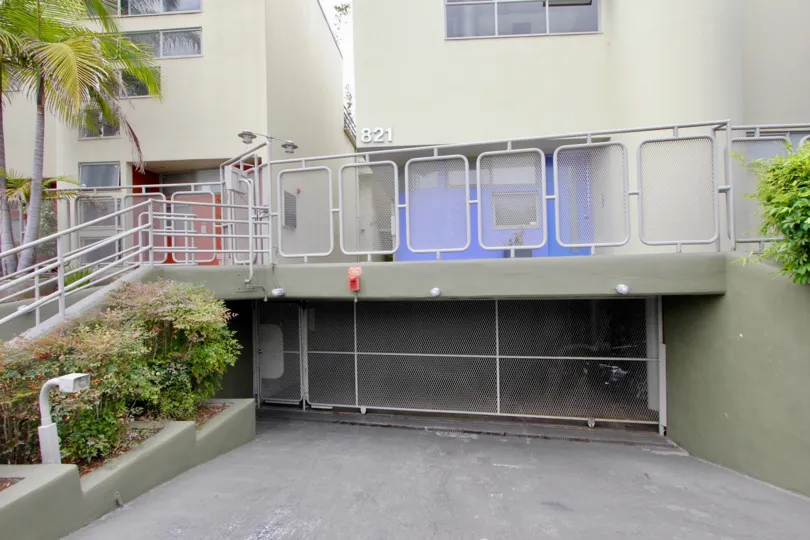 Charming MODERN community, Townhouse with covered parking, Dishwasher, Fireplace, and Laundry Features.