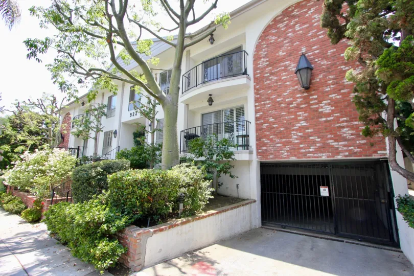 Two storied beautiful house with elegant frontage in 922 14th St