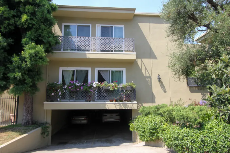 A terrace of the home in Santa Monica near to Berkeley Street reminding me of the summer festival.
