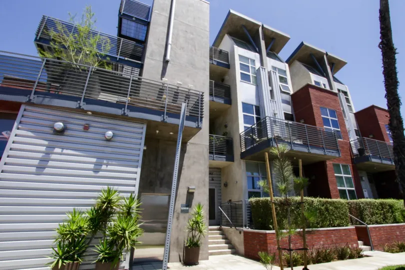 The balconies seen at Broadway Lofts