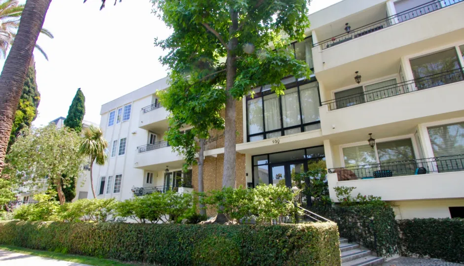 crest manor's richly styled apartments and surroundings