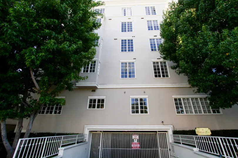 The parking at Dorchester House in Santa Monica