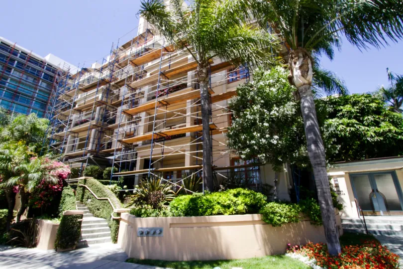 The stairs leading up to El Tover