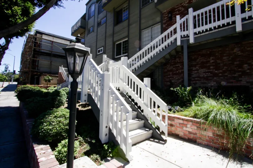 The stair landing at Enchanted View in Santa Monica