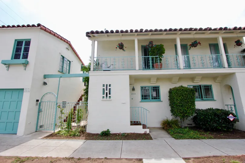 Simplistic elegance of Community of Hopi apartments, Santa Monica, California