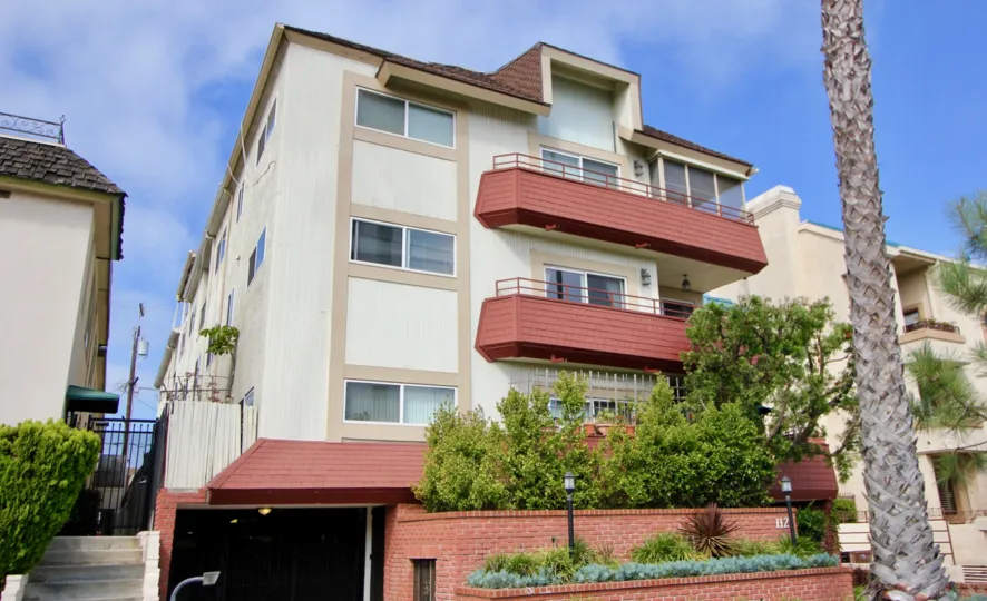 great and majectic edifice of Monica Villas Community, Santa Monica, California