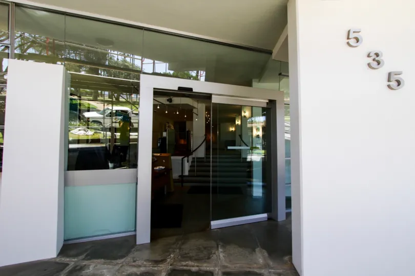 The entrance into Ocean Aire