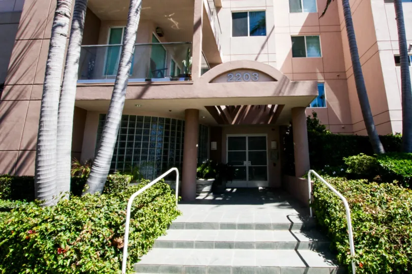 The stairs leading up to Pacific Ocean
