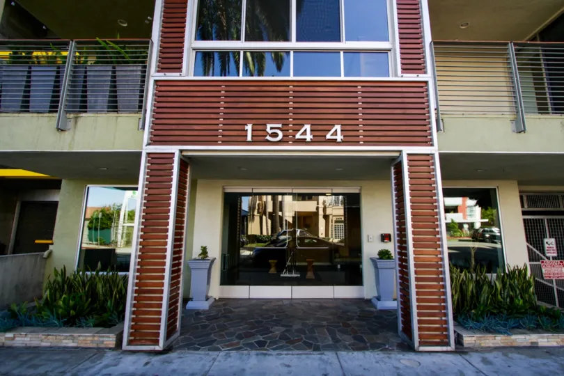 The windows at Santa Monica Collection