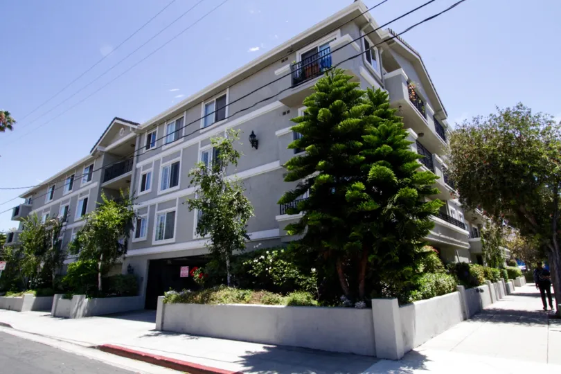 The landscaping of the Schader Dr Condos