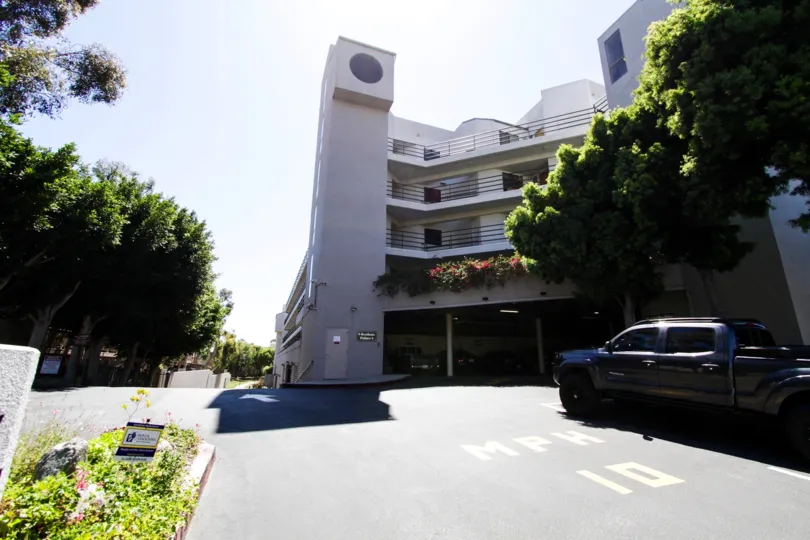 The Sea Colony II building in Santa Monica