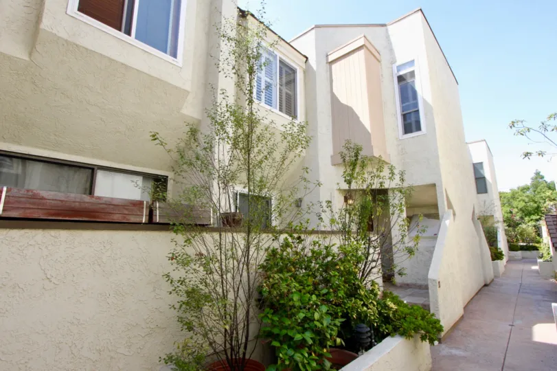 A sunny day at a valley of Stanford Townhomes' community in Santa Monica, CA