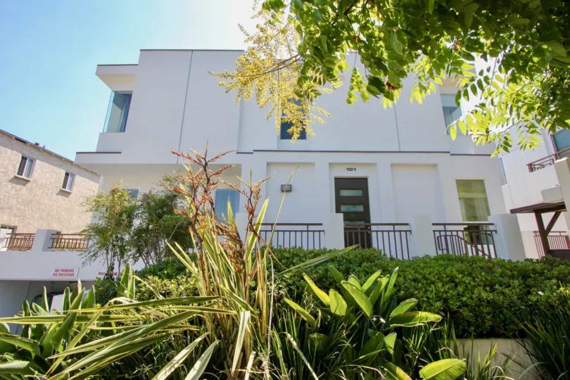 Unit 101 entrance at Sunset Park Villas in Santa Monica, CA