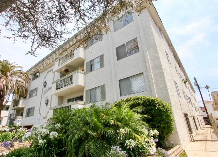 The tall Toulon Gardens campus with no one around it