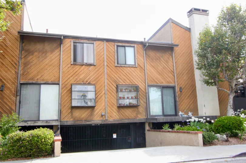 Classy wooden finish of Villa Monica, Santa Monica, california