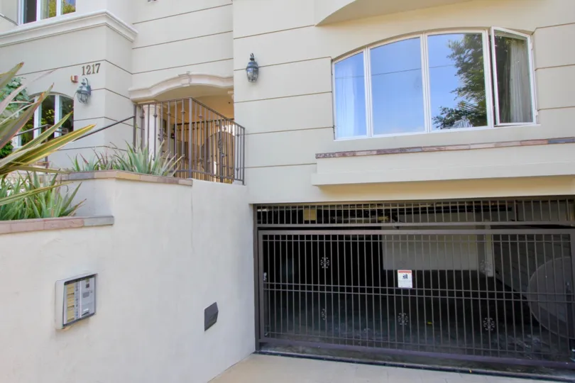 Front view of a modern residential apartment complex with underground parking in Santa Monica