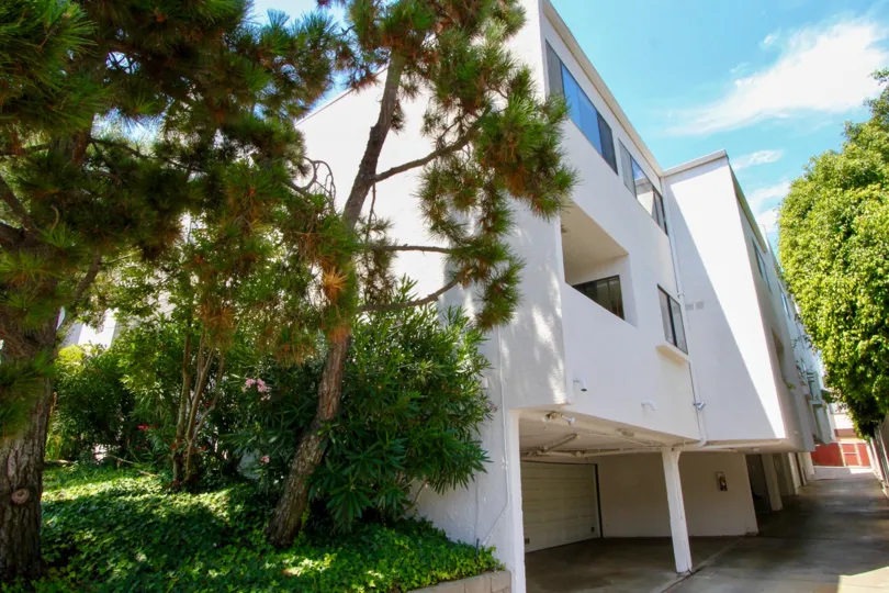 Outside of the Village Green building in Santa Monica, California on a very sunny day.