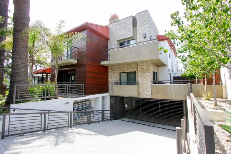 Exotic, garage, wood, brick, nice, beautiful, Virginia Court Townhouses, Santa Monica, California