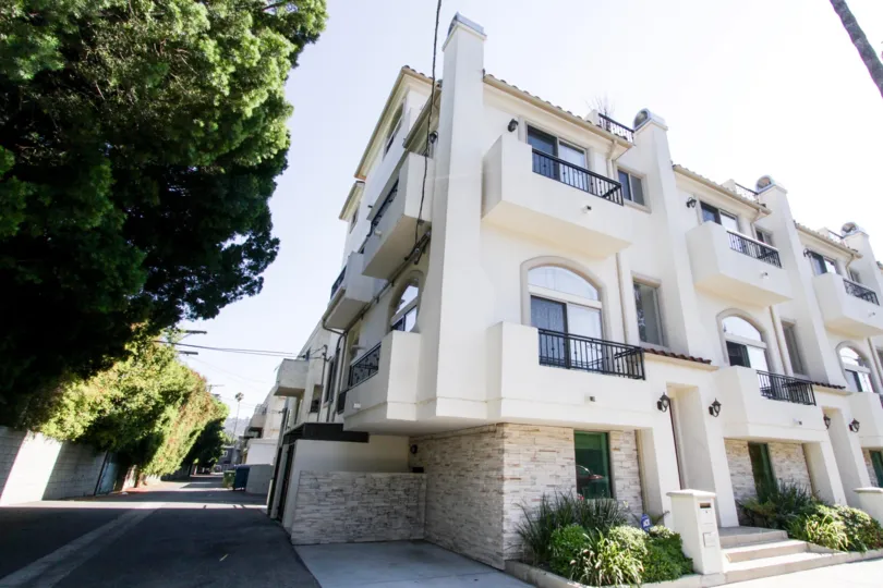 The balconies at 13260 Landale St in Sherman Oaks