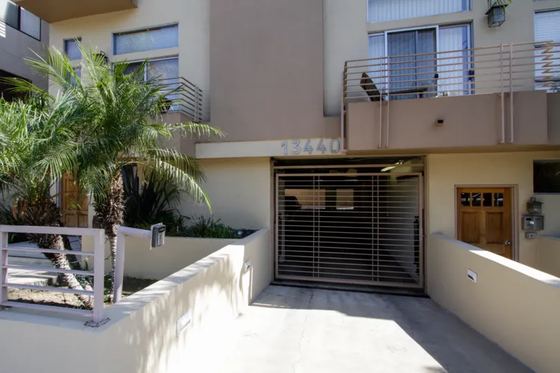 The parking entrance for 13440 Moorpark St in Sherman Oaks