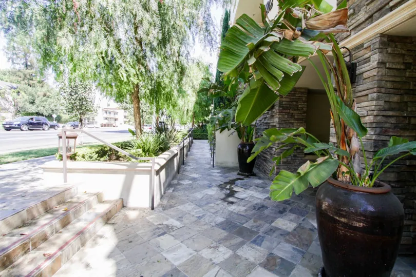 The landscaping around 14242 Burbank Blvd