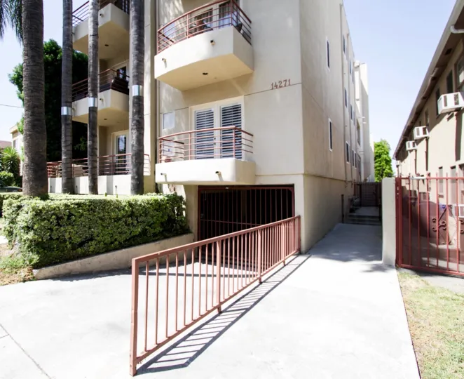 The drive into the garage at 14271 Dickens St