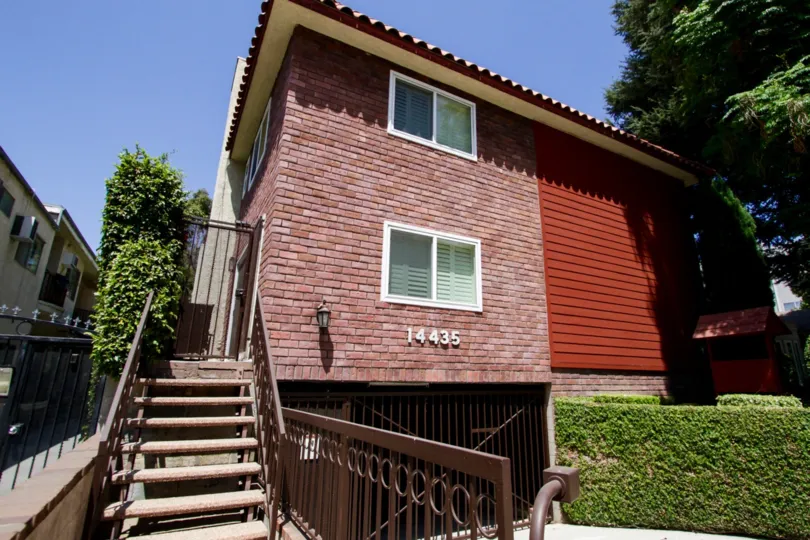 The stairs leading up to 14435 Benefit St in Sherman Oaks