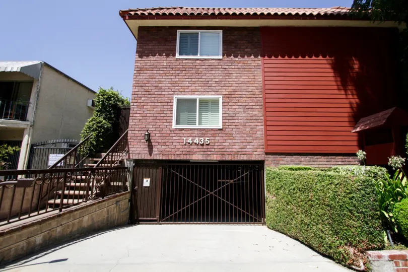 The parking at 14435 Benefit St in Sherman Oaks