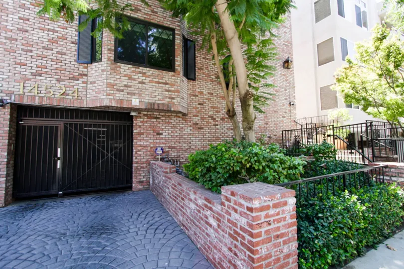 The walkway to the entrance of 14524 Benefit St