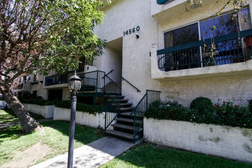 The stairs into 145600 Clark St