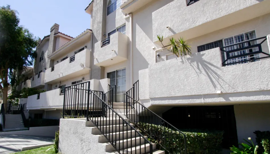 The stairs leading up to 14727 Magnolia Blvd