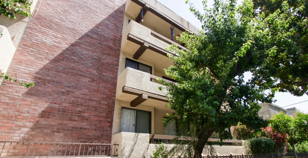 The balconies at 14923 Moorpark St