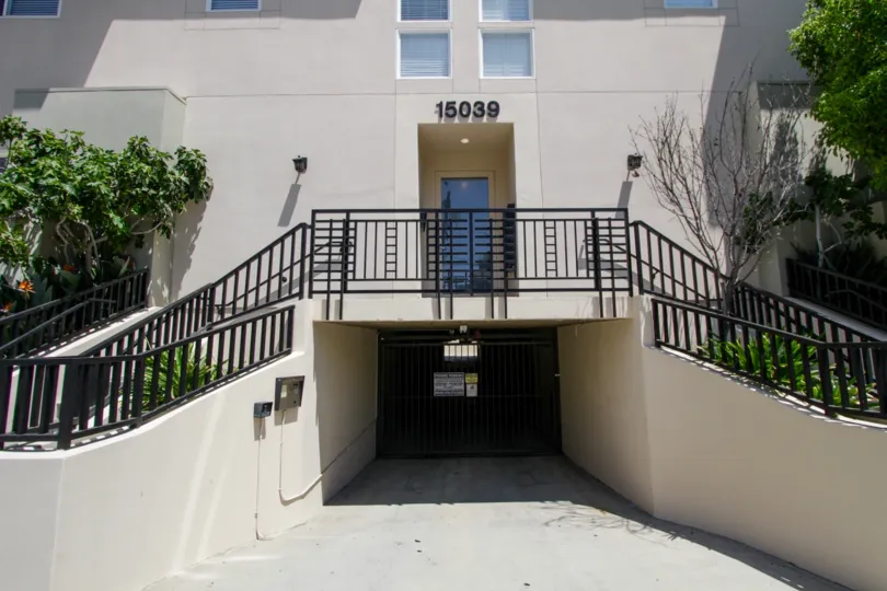 The parking gate for 15039 Dickens St