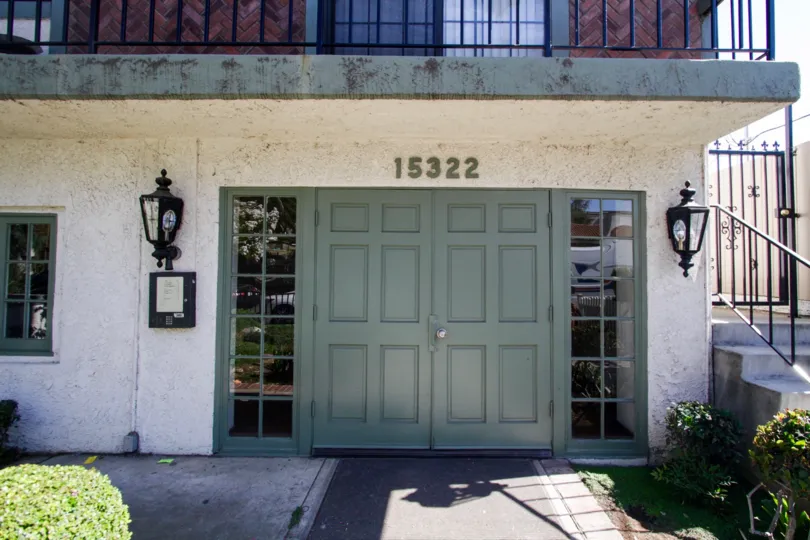 The entrance into 15322 Weddington St