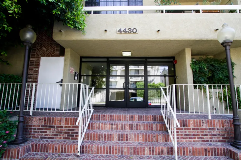 The entrance into 4430 Noble Ave in Sherman Oaks
