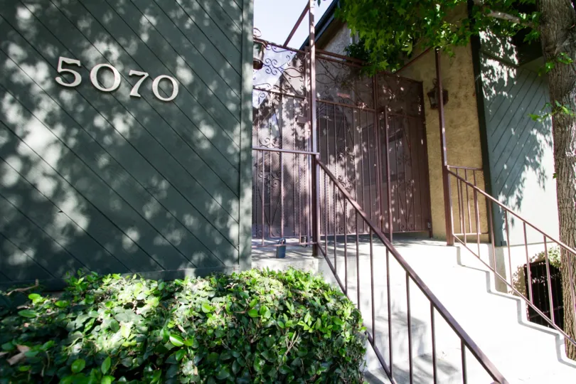 The entrance into 5070 Kester Ave