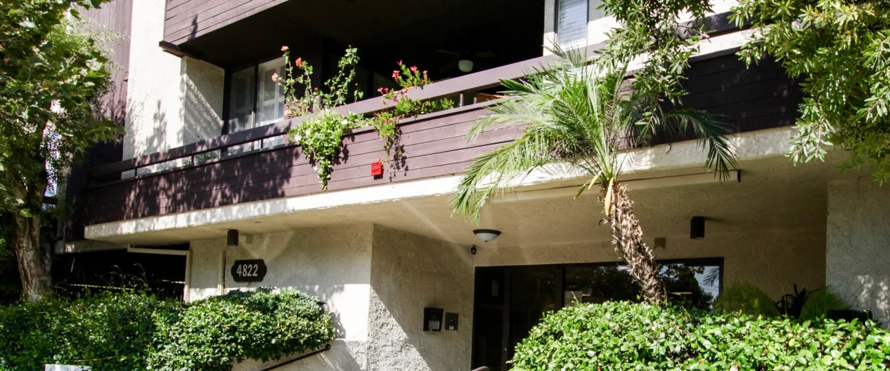 The entryway into Andover Court in Sherman Oaks
