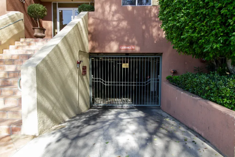 The parking at Avanti Park West