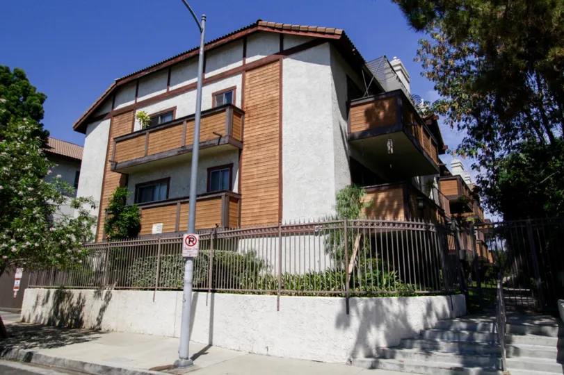 The building at Cameraon Court in Sherman Oaks