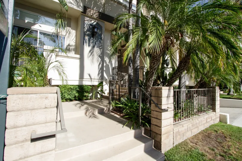 The entryway into Costa Azure in Sherman Oaks