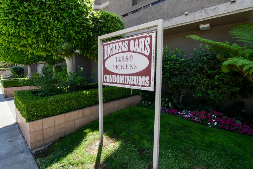 The sign into Dickens Oak in Sherman Oaks