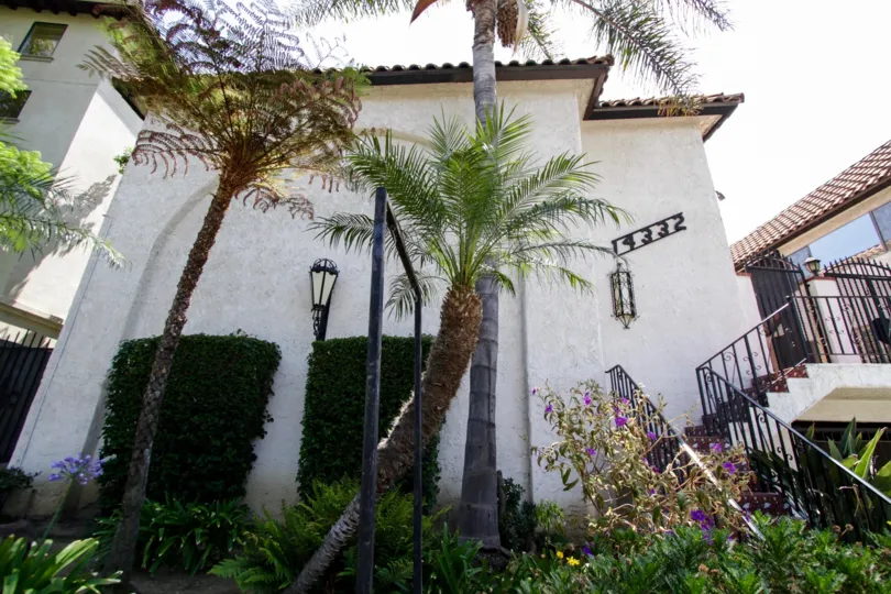 The landscaping around Dickens Street Townhomes in Sherman Oaks