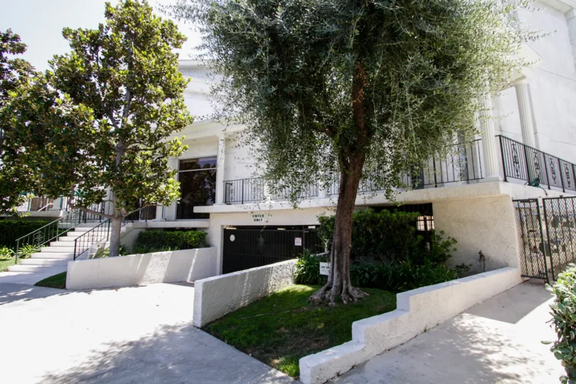 The landscaping seen at Golden Colonial Condominiums