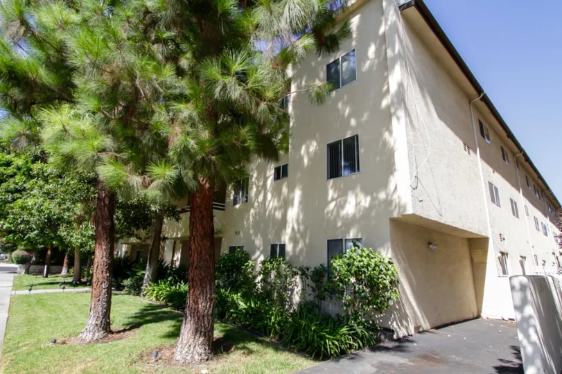 The Imperial House building in Sherman Oaks