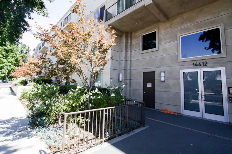 The entrance into Killion Condos
