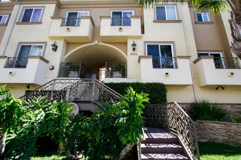 The entryway into Magnolia Terrace in Sherman Oaks