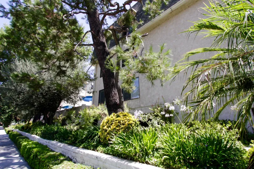 The landscaping seen at the Oakwood