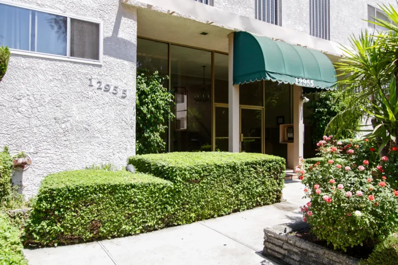 The entrance into Riverside Arms in Sherman Oaks